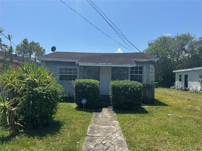 5224 NW 24th Ct