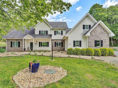 120 Stonelea Dr