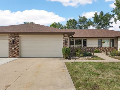 1585 Matterhorn Dr NE #B