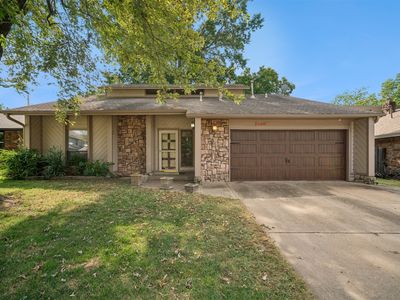 2509 W Canton Pl