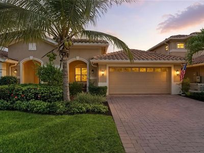 8230 Venetian Pointe Dr