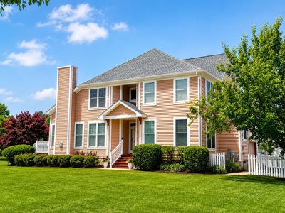 1014 Baybreeze Ln