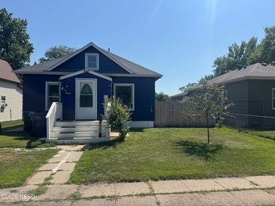 220 6th Ave SW