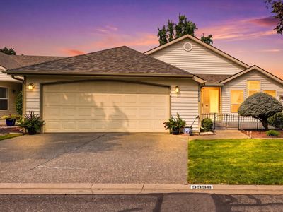 3336 S Green Loop