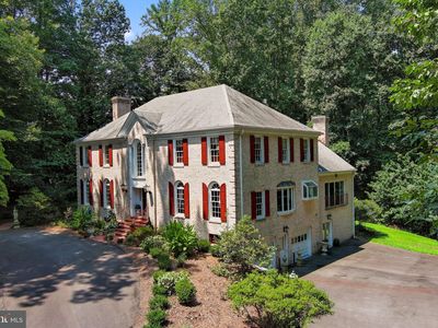 9185 Old Dominion Dr