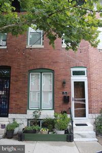 105 N Ellwood Ave