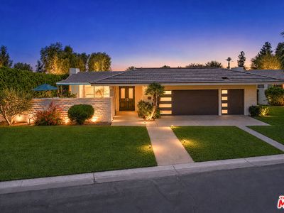 2 Sussex Ct