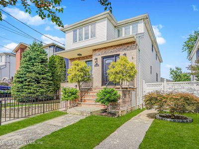 35 Lenhart St
