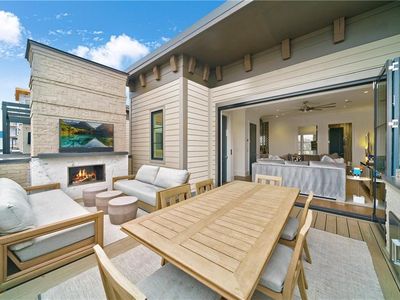 661 Auburn Ave NE #8