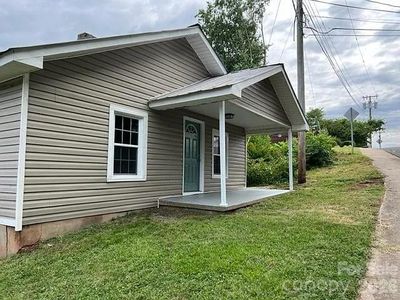 105 N Pugh St