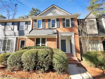 1924 Ivy Glen Dr SE