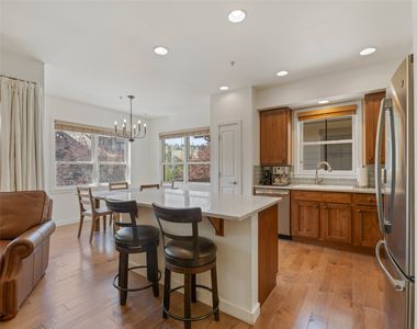 6310 Locarno Dr APT F