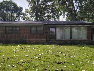 2 Saint Rose Ct