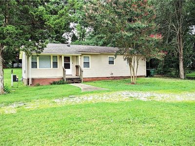 826 Graylyn Dr