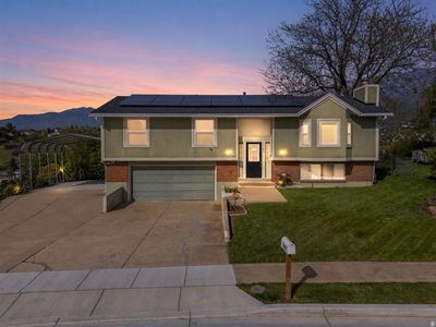1701 E Hillsboro Dr