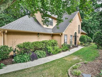 270 Sweetwater Trce