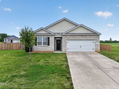 438 Lauren Ln