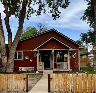 417 2nd St