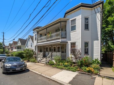 74 Trull St #B