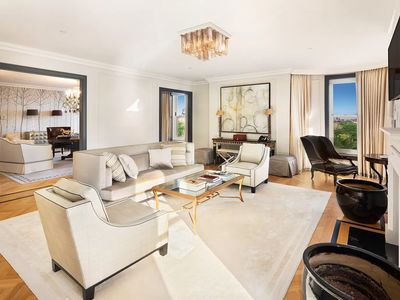 1 Central Park S #1509