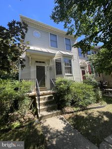 875 Chestnut View Ct