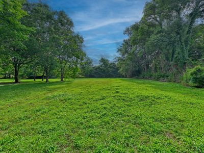 915 Farmers Rd