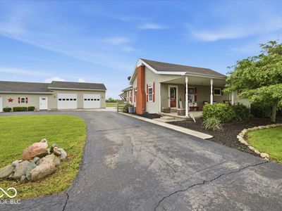 2533 W Us Highway 36