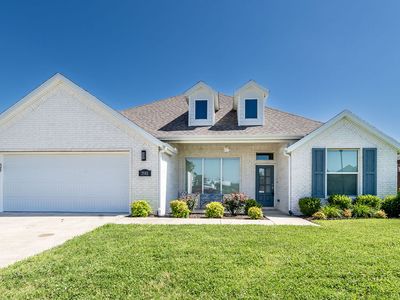 3581 Avon Ave
