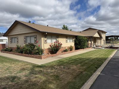 1729 Beverly Dr