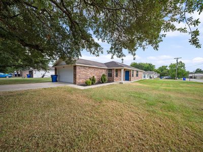 299 Martin Luther King Dr