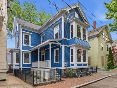 7 1/2 Pleasant St
