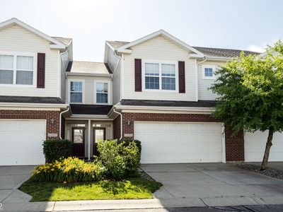 10903 Perry Pear Dr