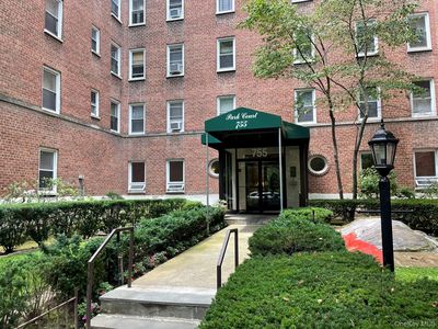 755 Bronx River Road #6C