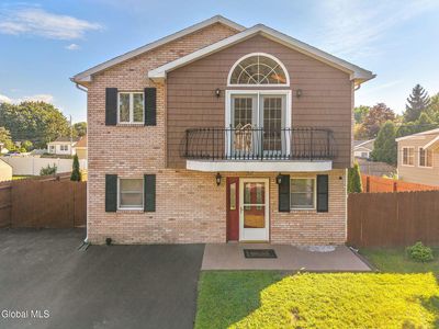 30 Ivaloo Avenue