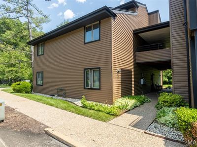 13814 Amiot Dr APT D