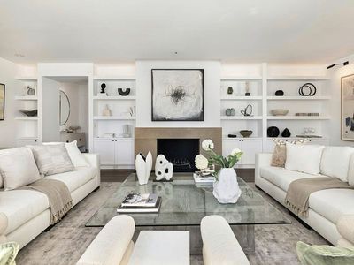 133 E 64th St APT 7A