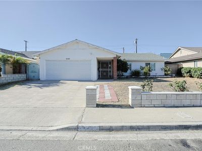 13401 Laux Cir
