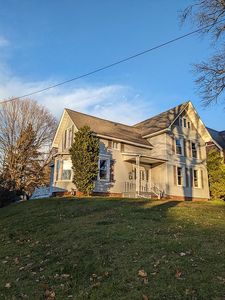 14 Pleasant St