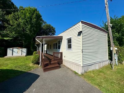 299 Miller St #E8