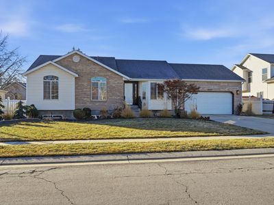 1573 Erickson Park Dr