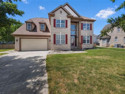 2413 Caitlan Loch Ln