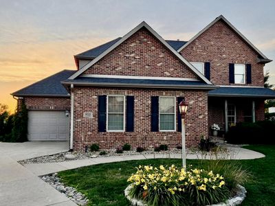 4015 W Crimson Rd
