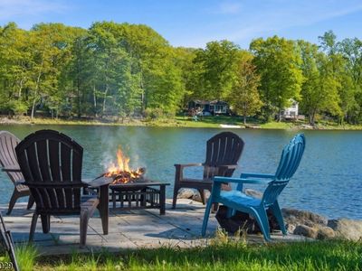 931 Plymouth Lake Dr