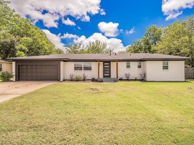 828 Glenda Dr