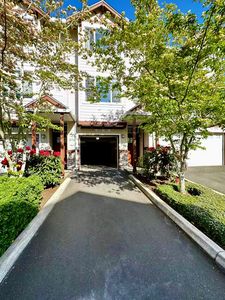 836 NW 118th Ave APT 104