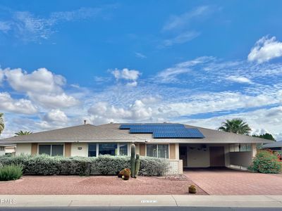 10527 W PRAIRIE HILLS Circle