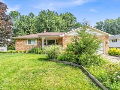 5805 Williamsburg Dr