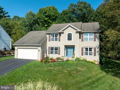208 Hunter Wood Way
