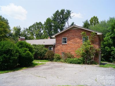 Property at 887 Upward Rd, Flat Rock, NC