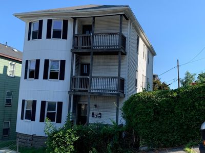 11 Diamond St